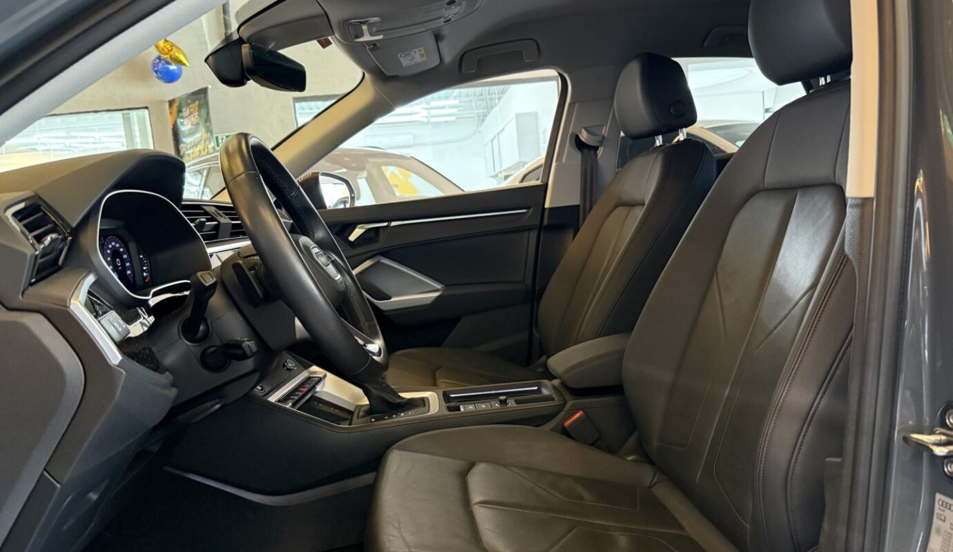 AUDI Q3 2023
