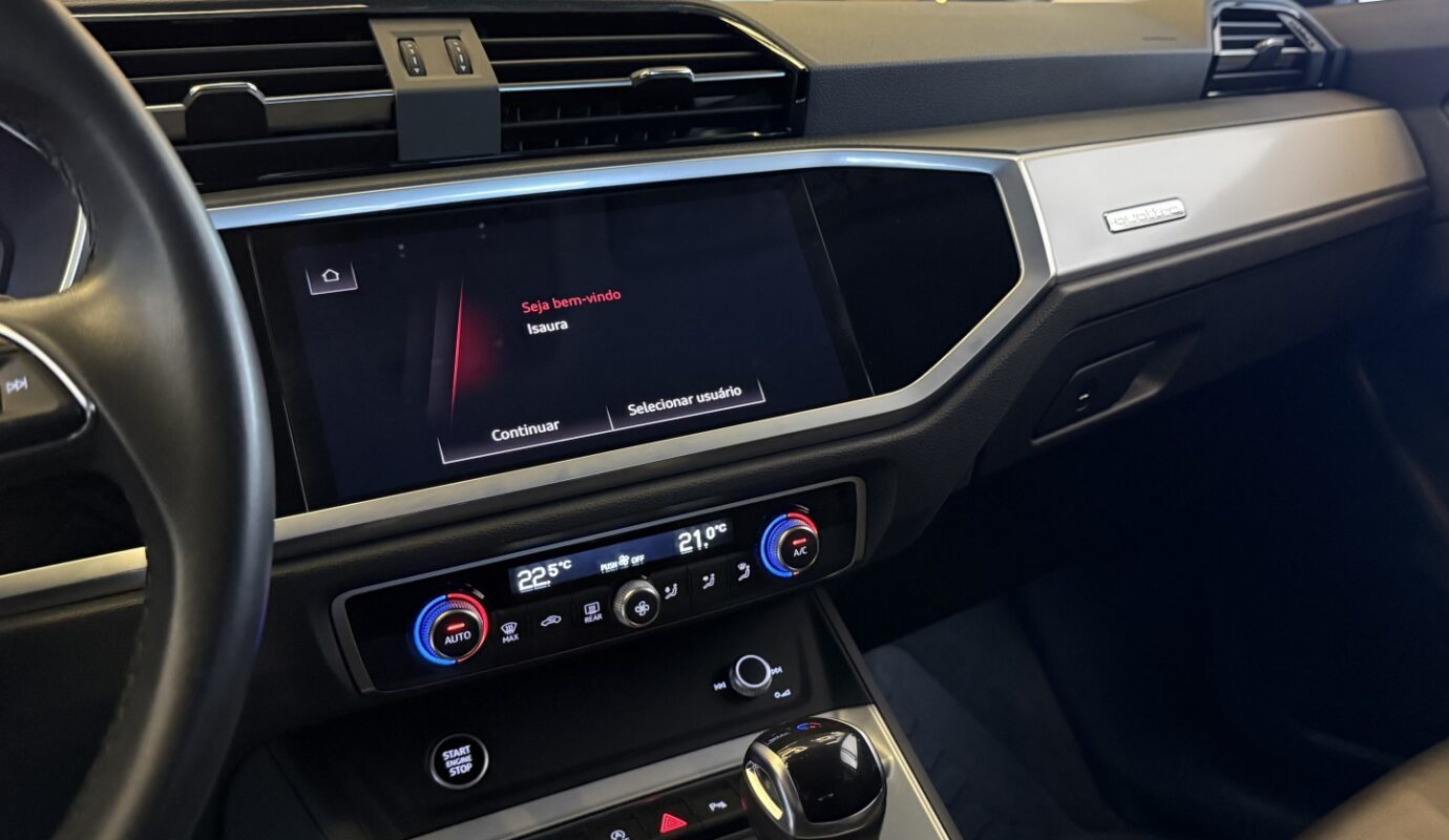 AUDI Q3 2023