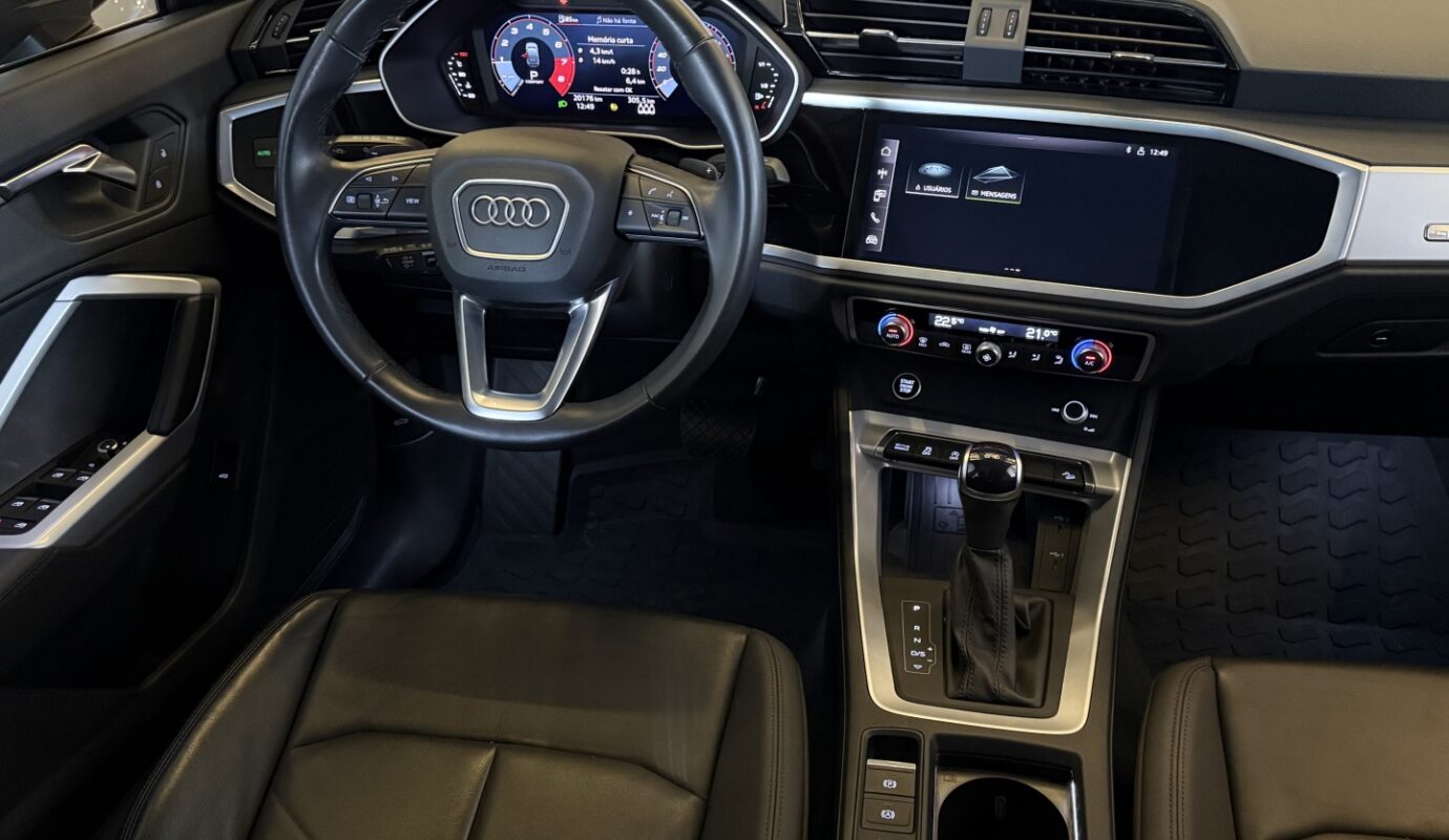 AUDI Q3 2023