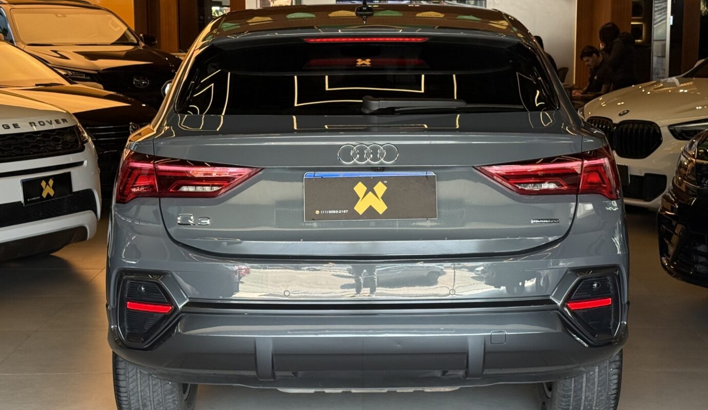 AUDI Q3 2023