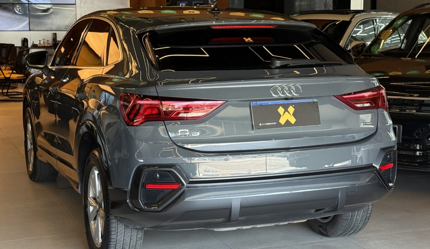 AUDI Q3 2023
