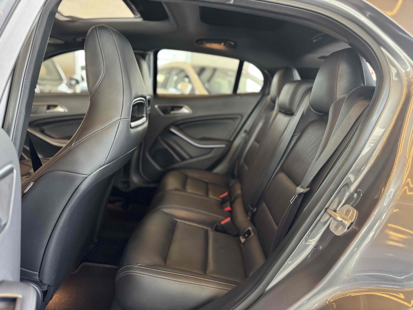 MERCEDES-BENZ GLA 250 2017