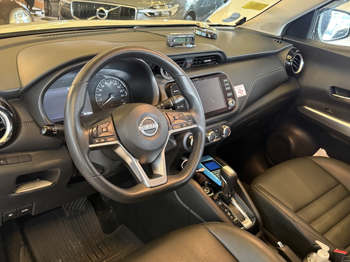 NISSAN KICKS 2024