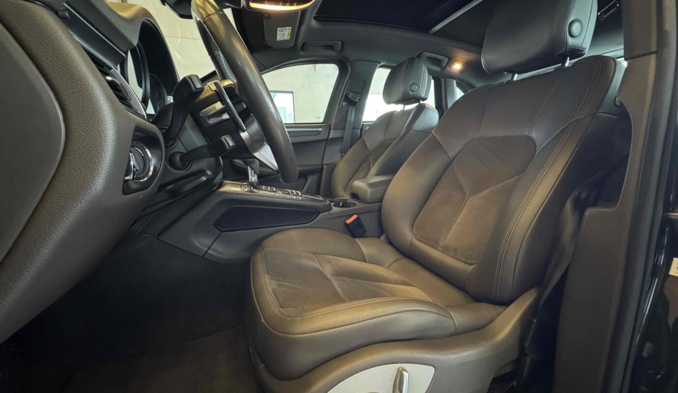 PORSCHE MACAN 2017