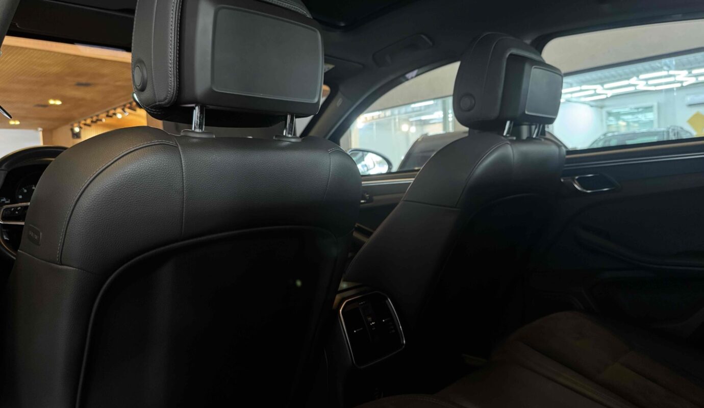 PORSCHE MACAN 2017