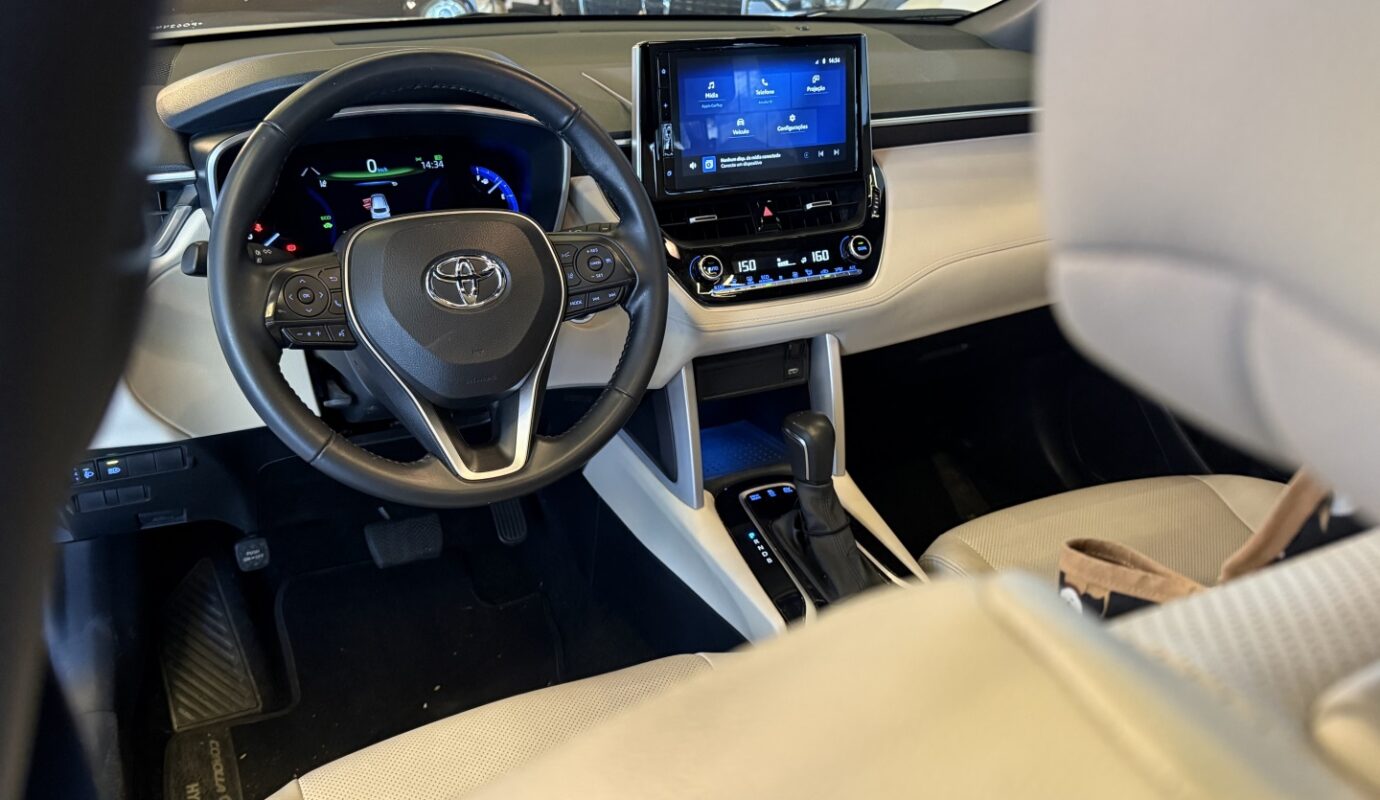 TOYOTA COROLLA CROSS 2023