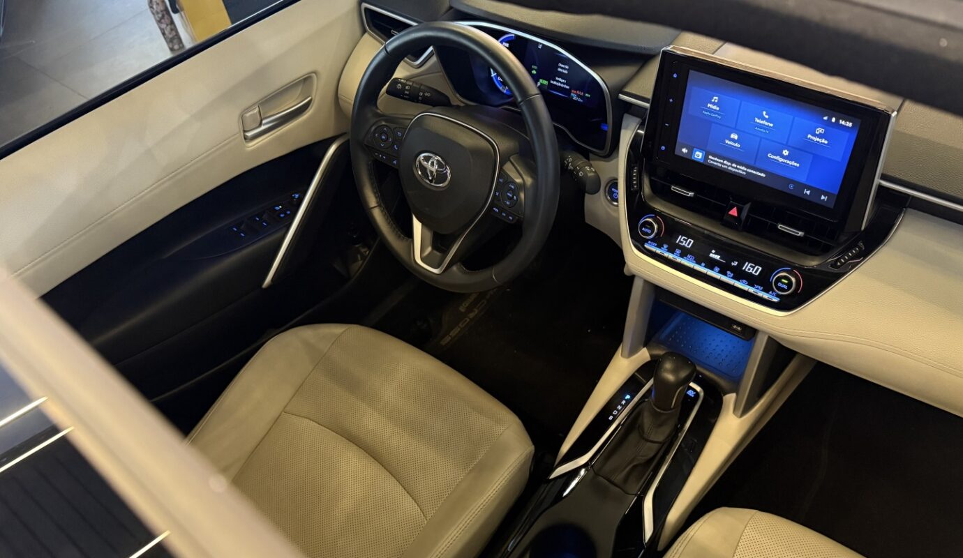 TOYOTA COROLLA CROSS 2023