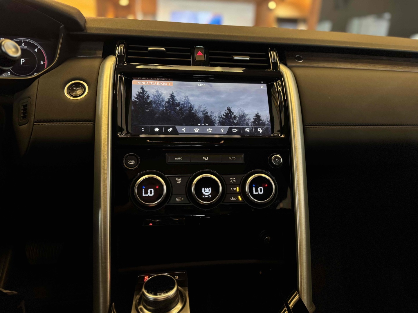 LAND ROVER DISCOVERY 2019