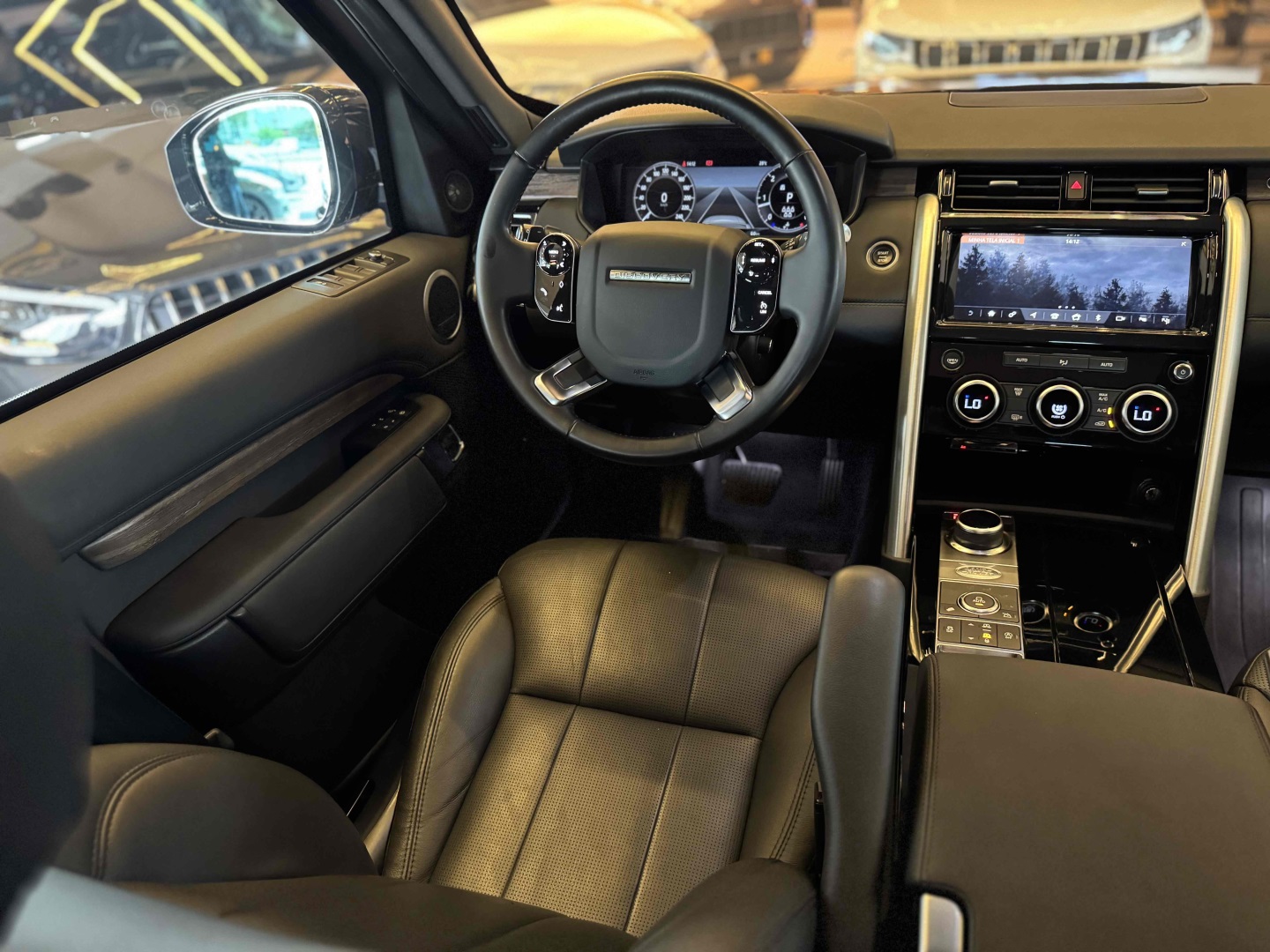 LAND ROVER DISCOVERY 2019