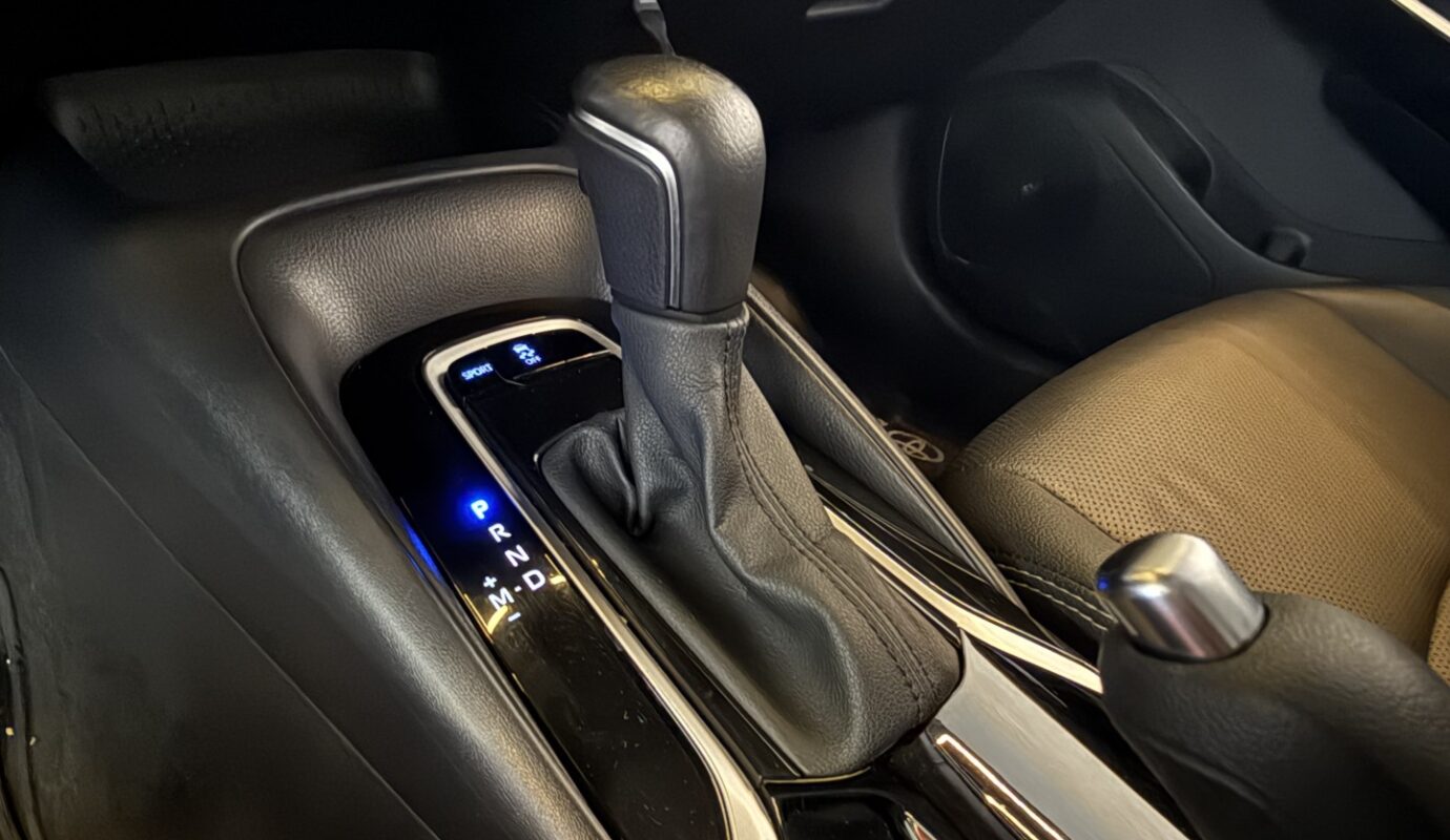 TOYOTA COROLLA 2023