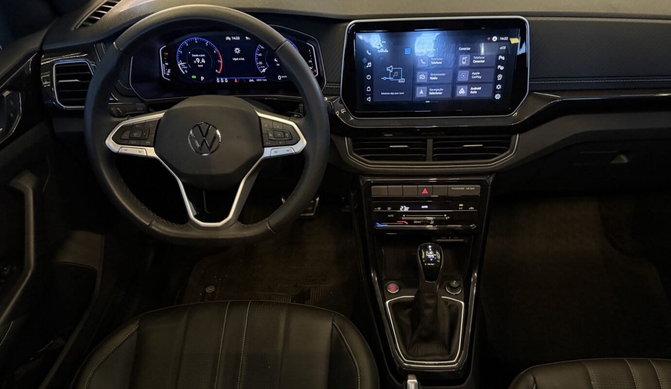 VOLKSWAGEN T-CROSS 2025