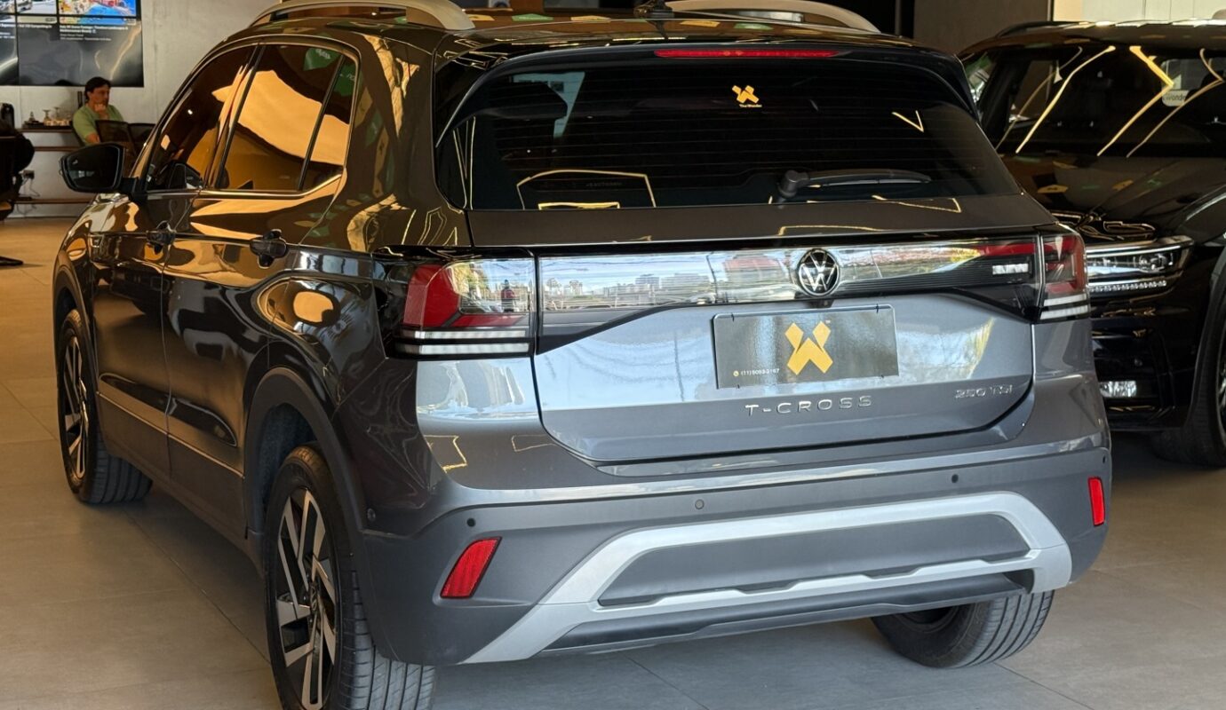 VOLKSWAGEN T-CROSS 2025