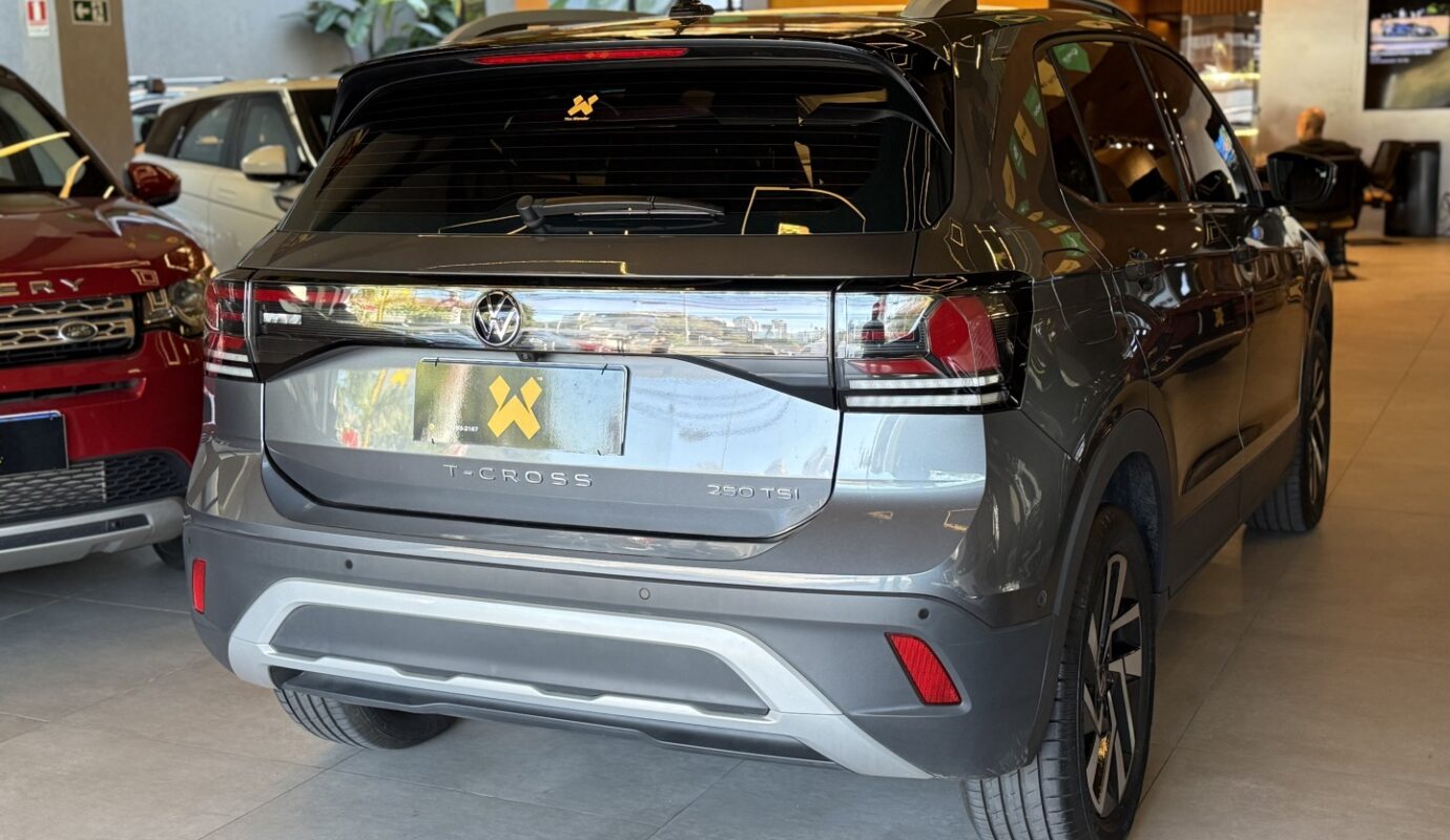 VOLKSWAGEN T-CROSS 2025
