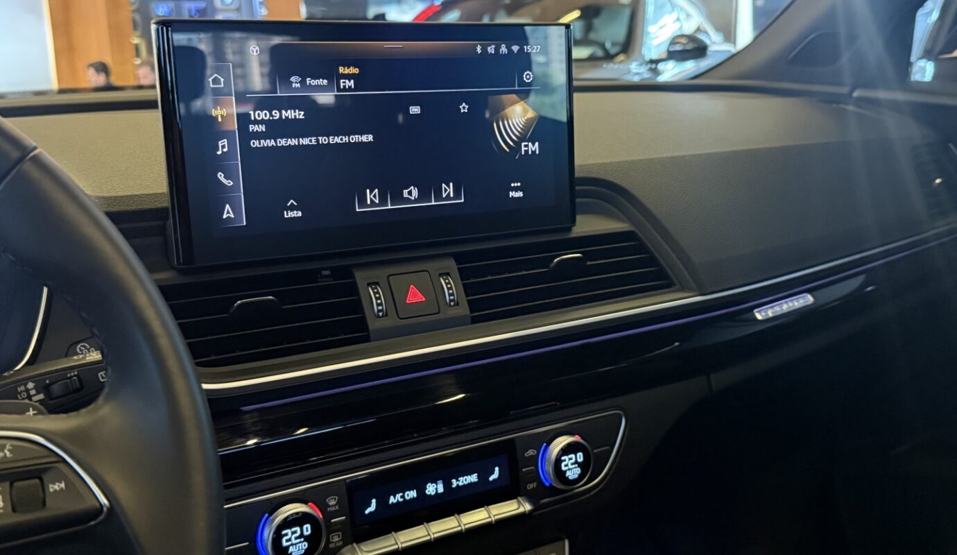 AUDI Q5 2025