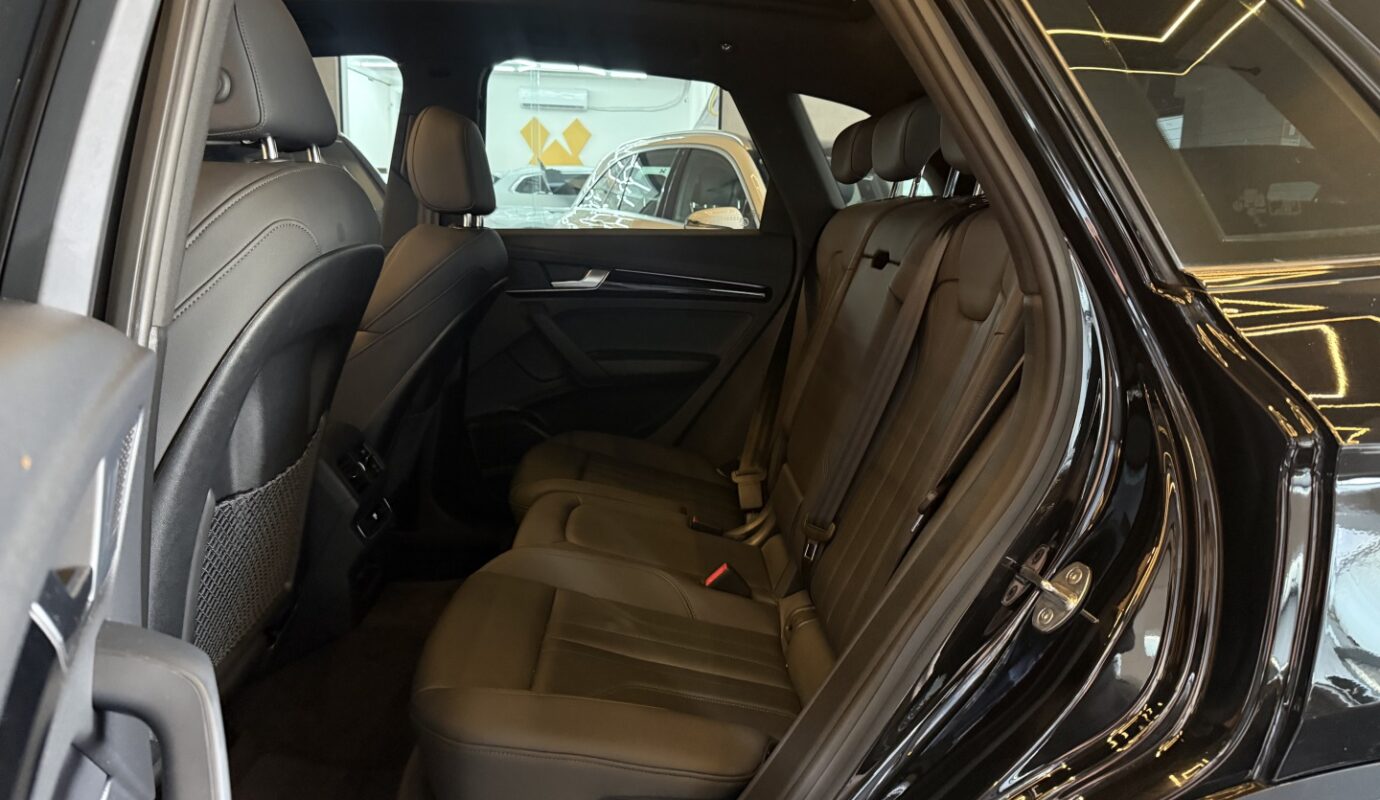 AUDI Q5 2025