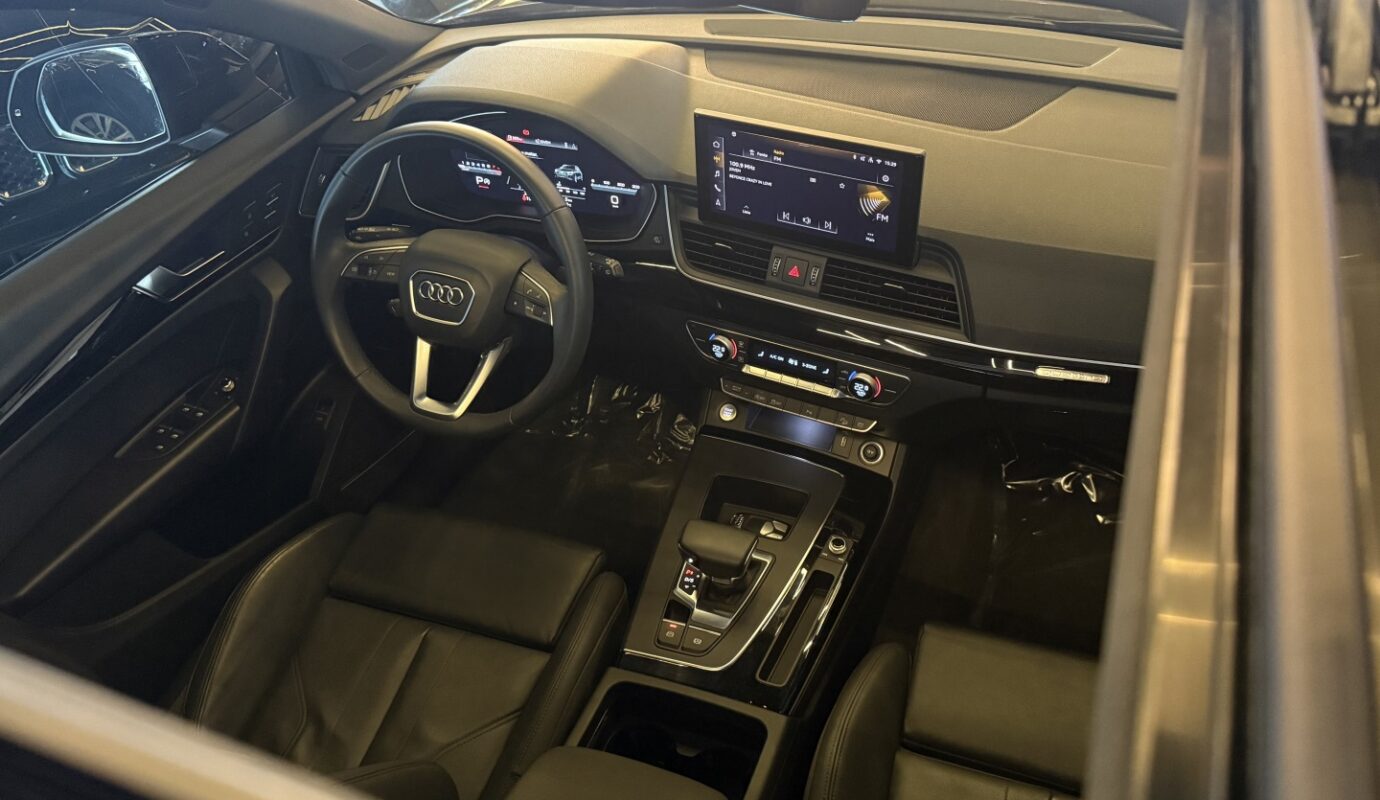 AUDI Q5 2025
