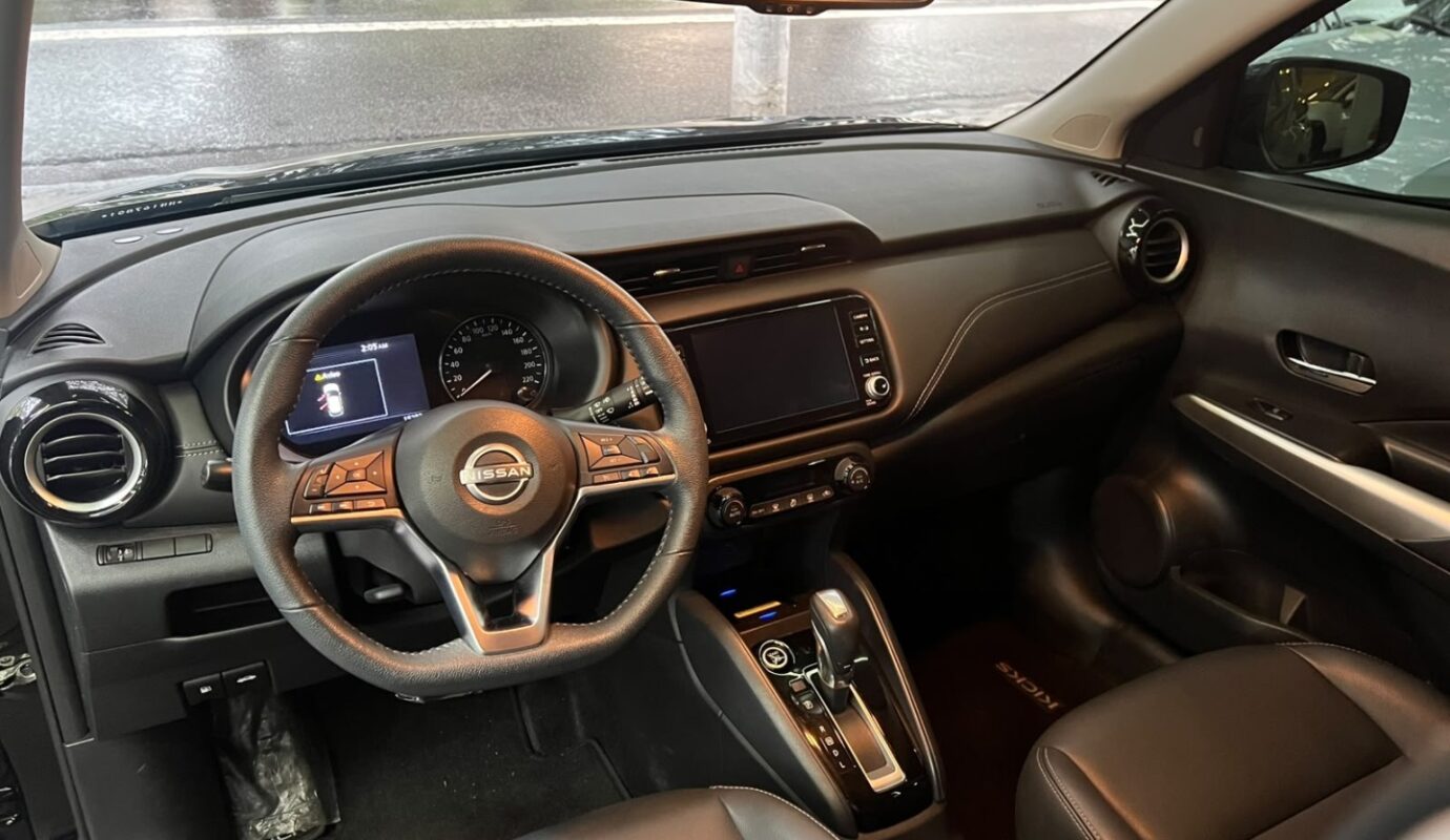 NISSAN KICKS 2024