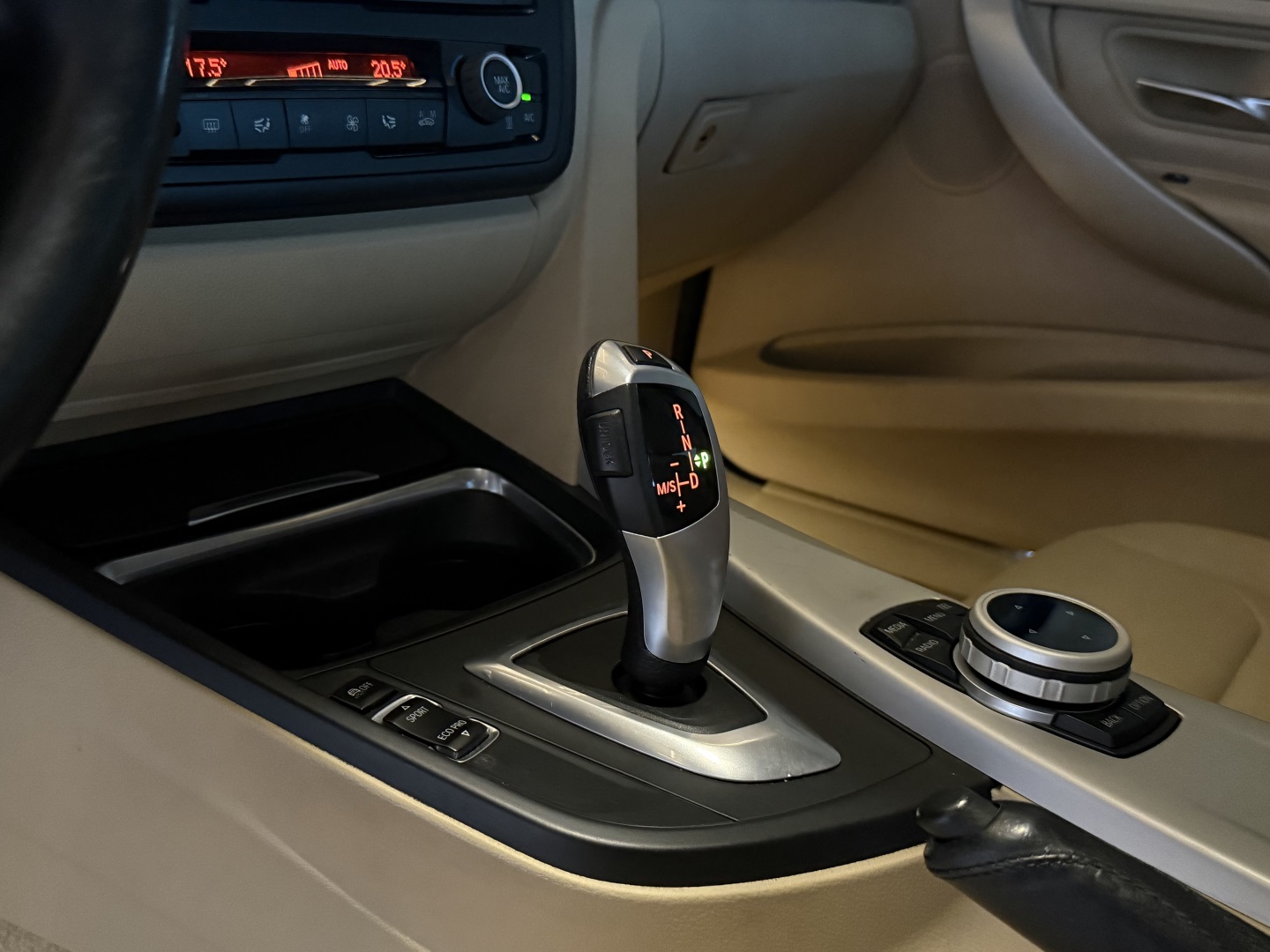 BMW 320i 2013