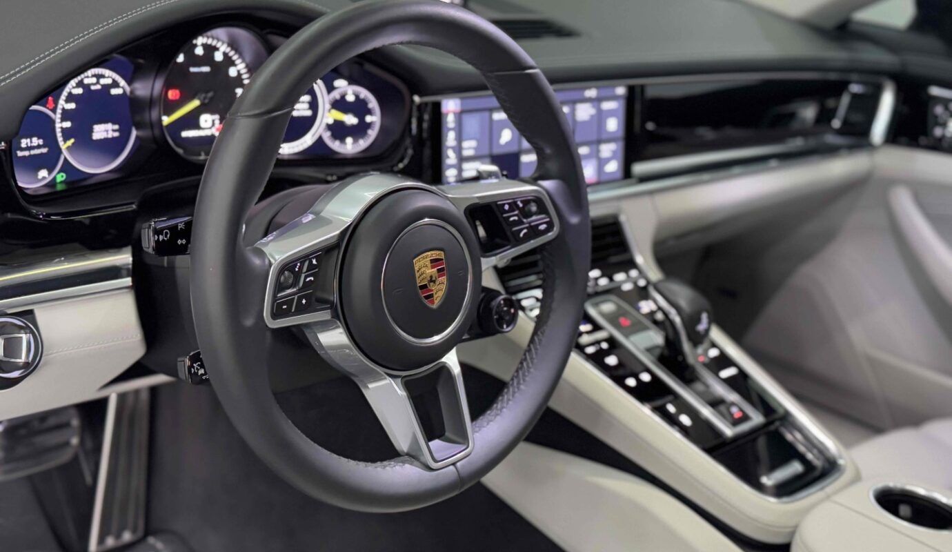 PORSCHE PANAMERA 2020