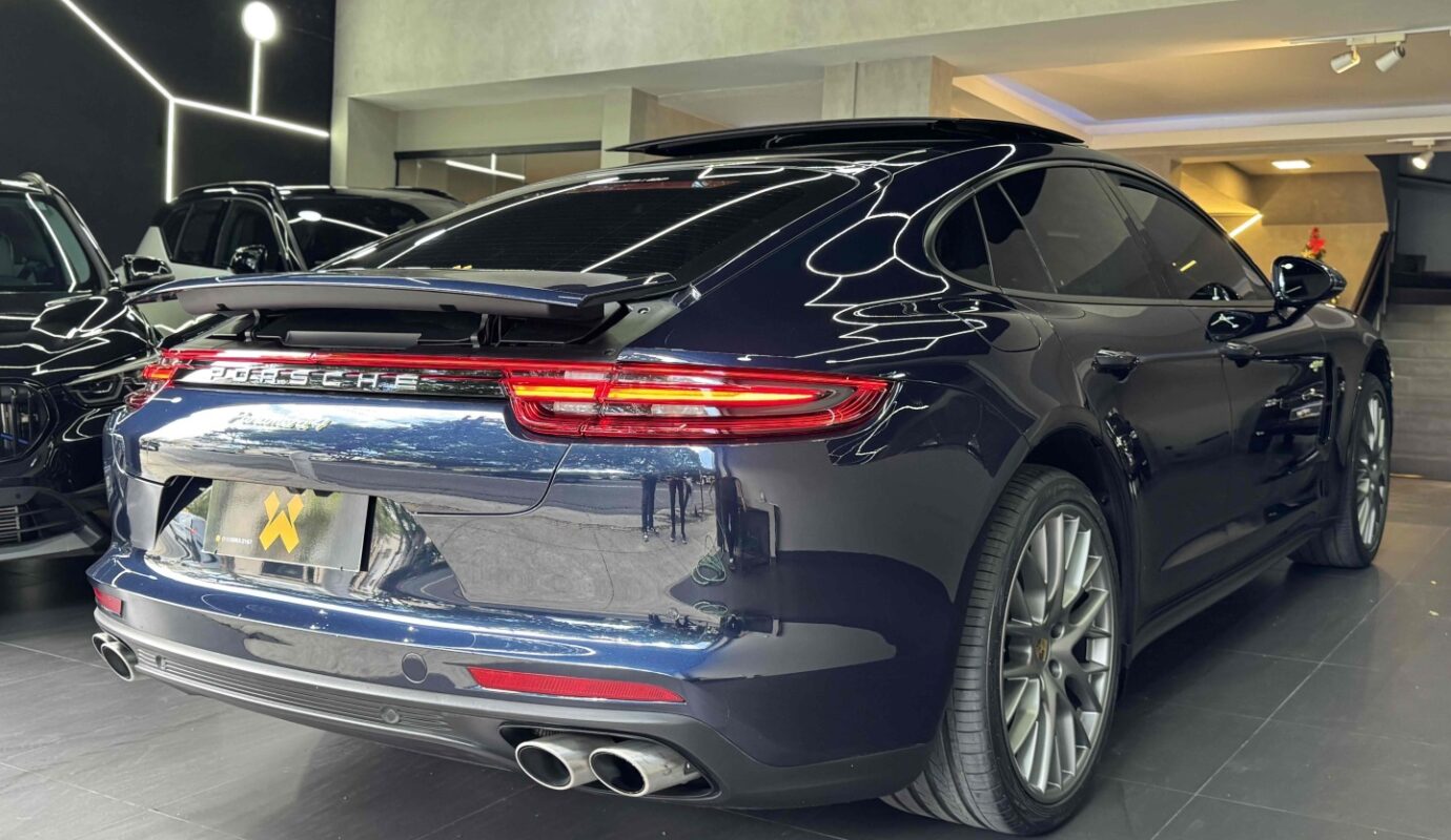 PORSCHE PANAMERA 2020