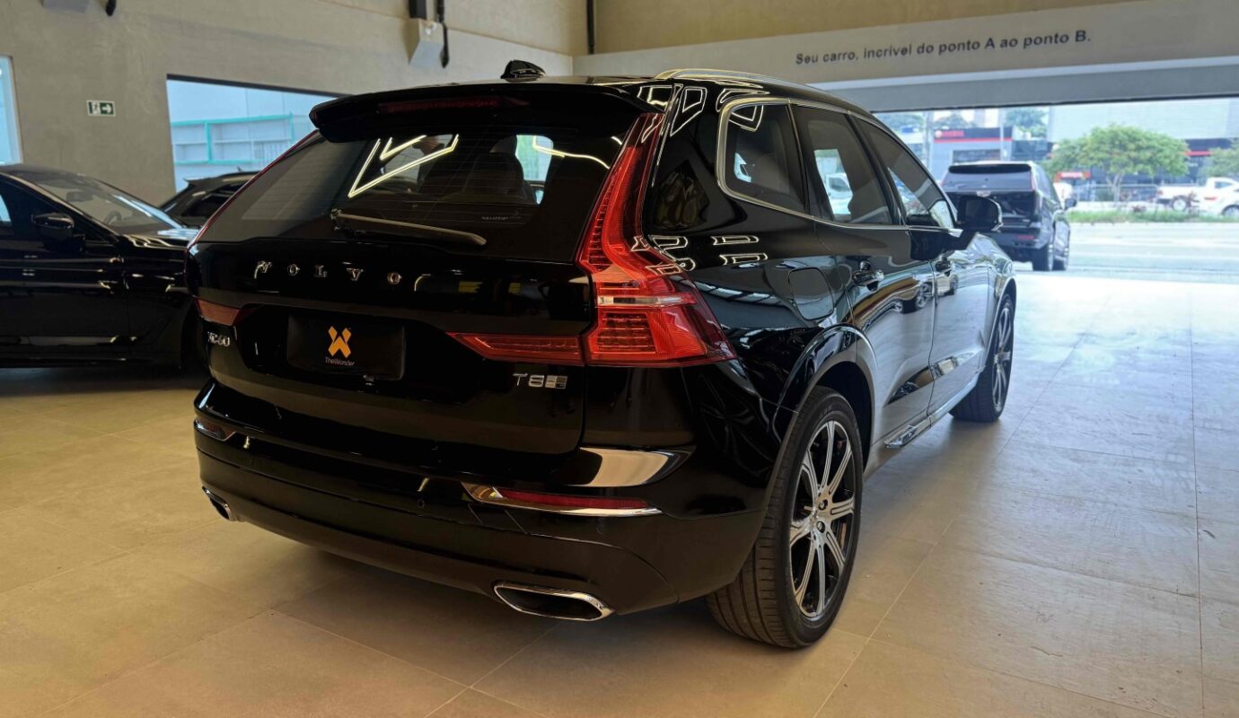 VOLVO XC60 2020