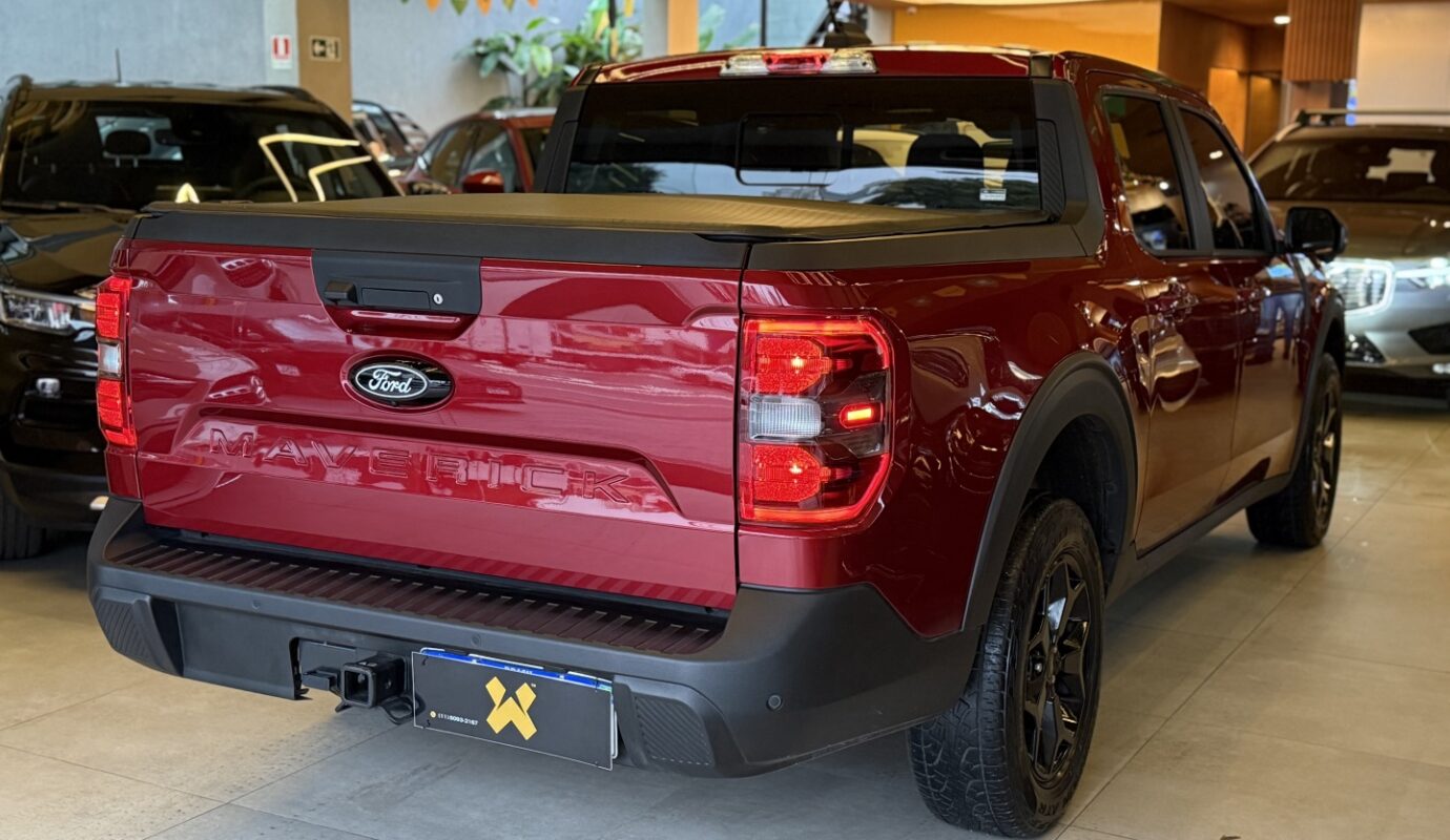 FORD MAVERICK 2025