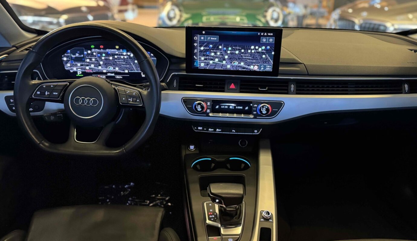 AUDI A5 2023