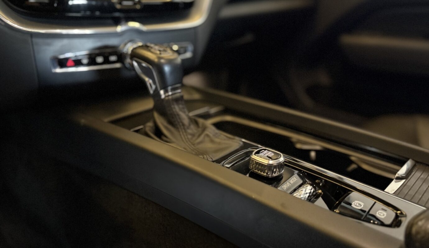 VOLVO XC60 2019