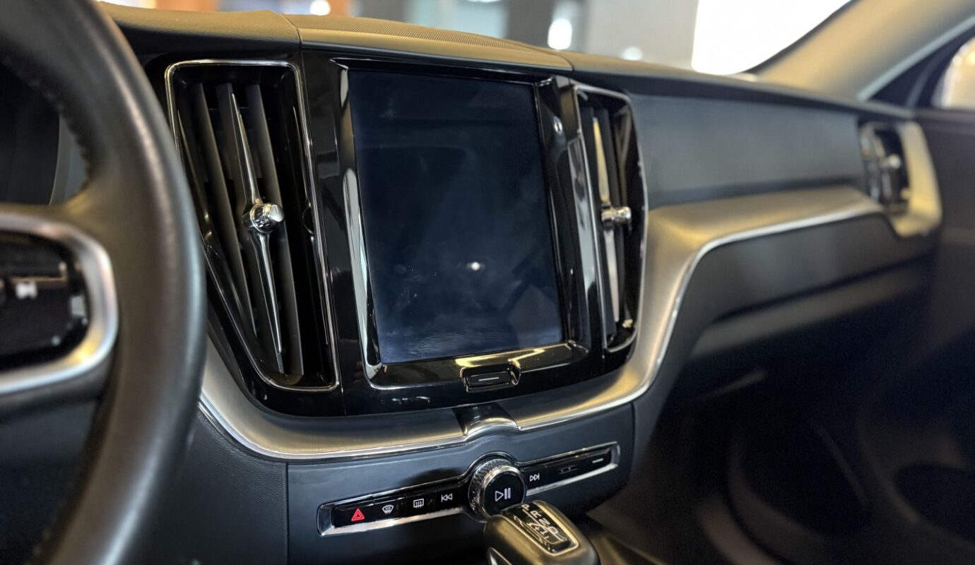 VOLVO XC60 2019
