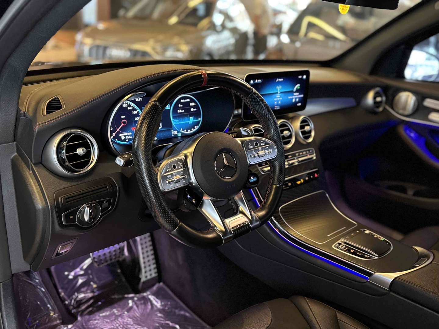 MERCEDES-BENZ GLC 43 AMG 2021