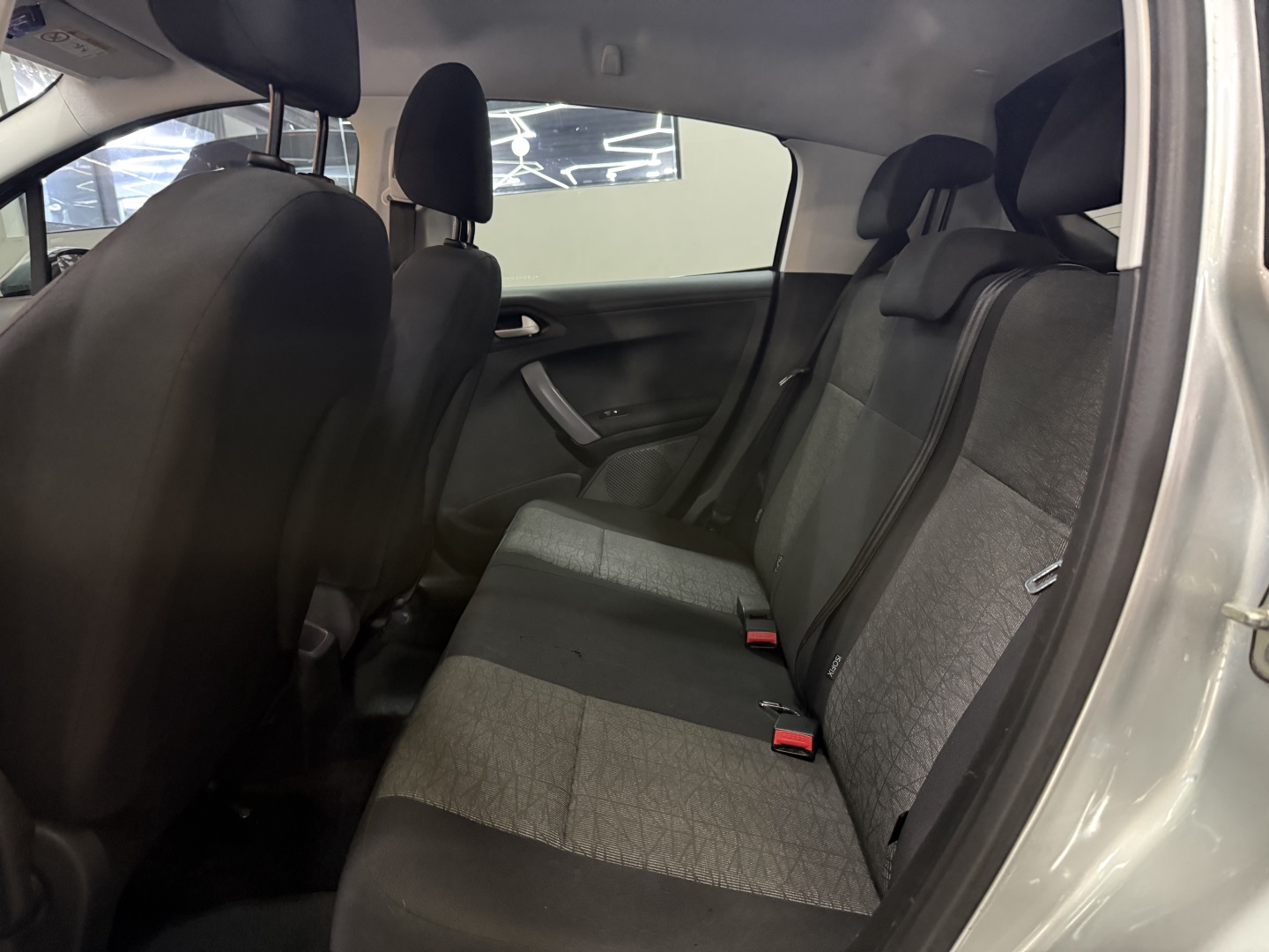 PEUGEOT 208 2020