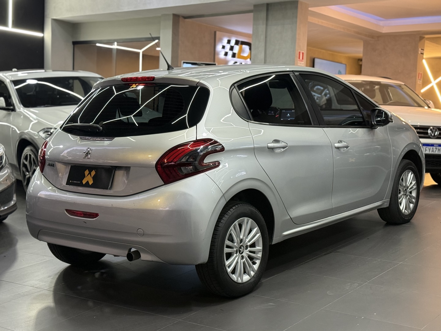 PEUGEOT 208 2020