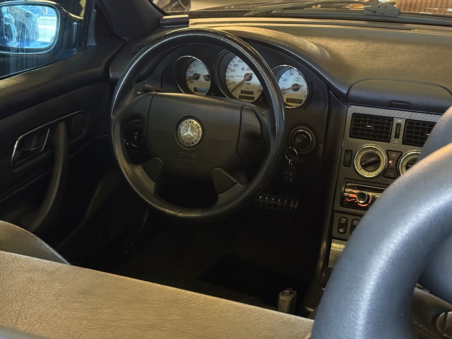 MERCEDES-BENZ SLK 230 1998