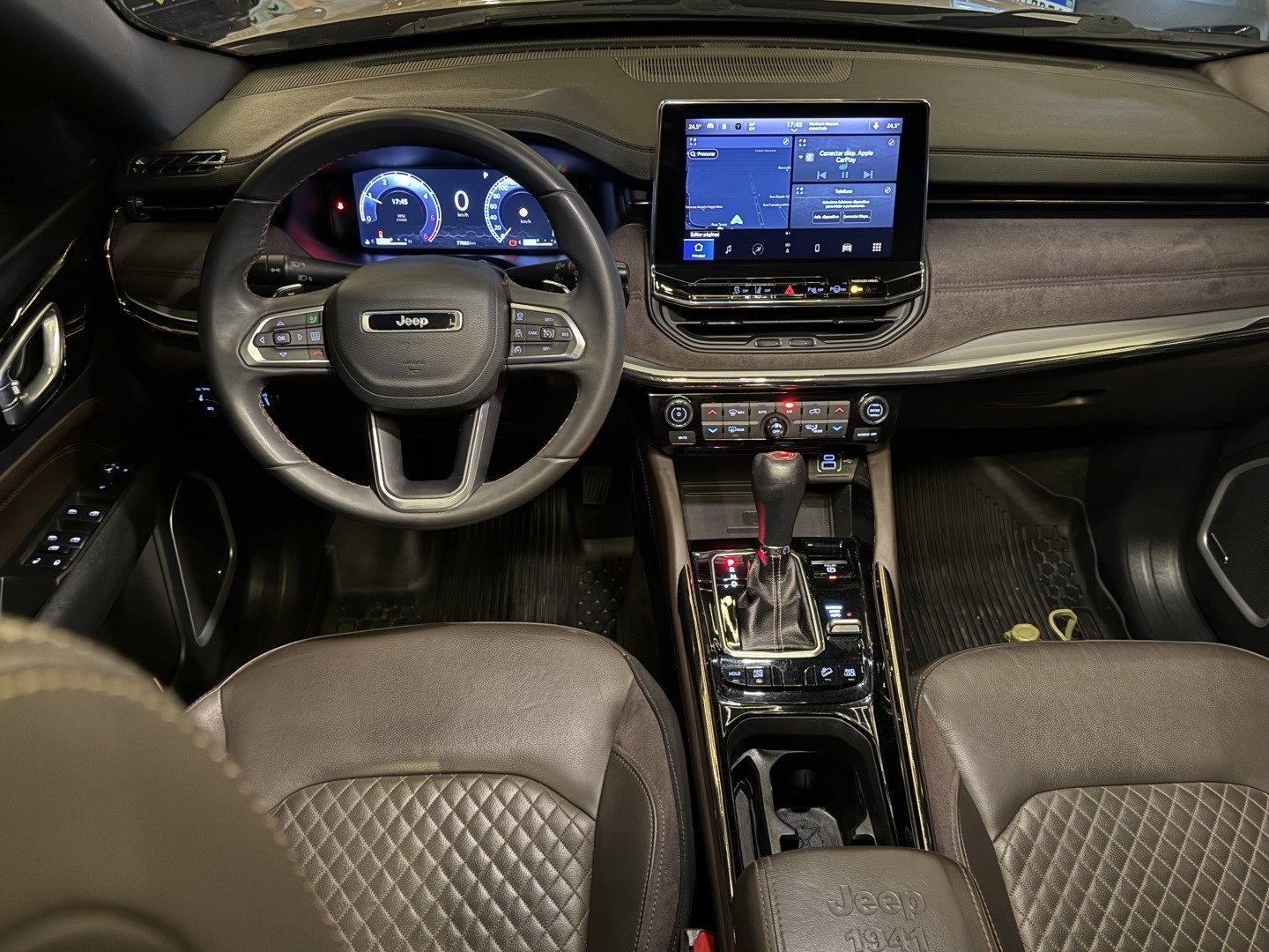 JEEP COMMANDER 2023