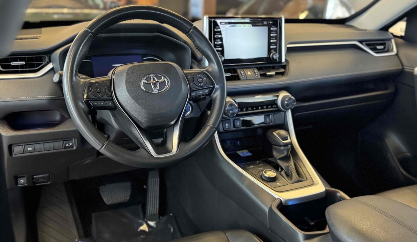 TOYOTA RAV4 2022