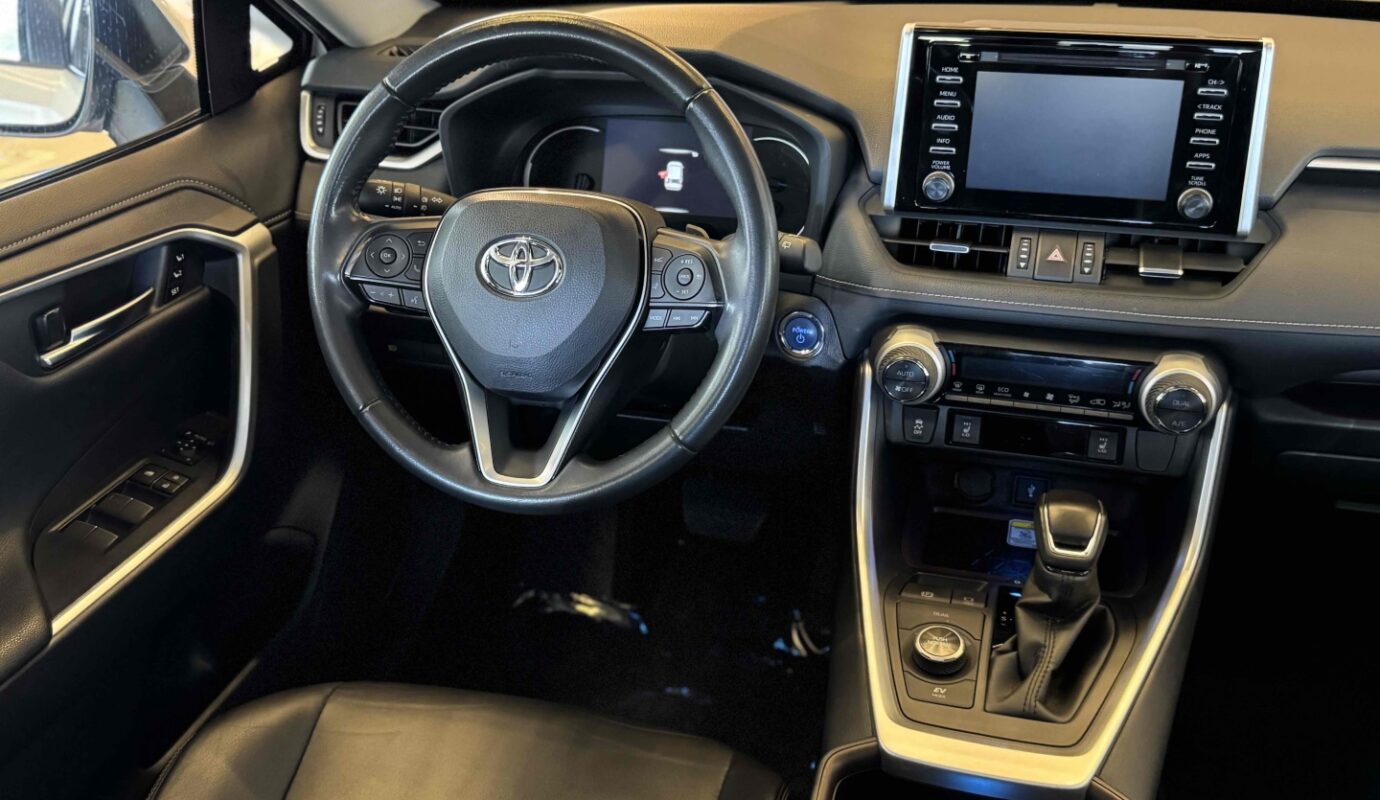 TOYOTA RAV4 2022