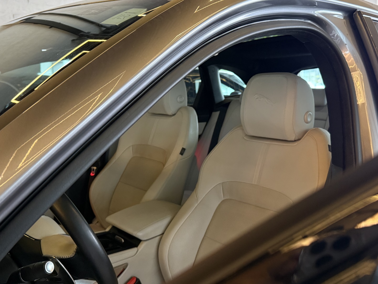 JAGUAR F-PACE 2024