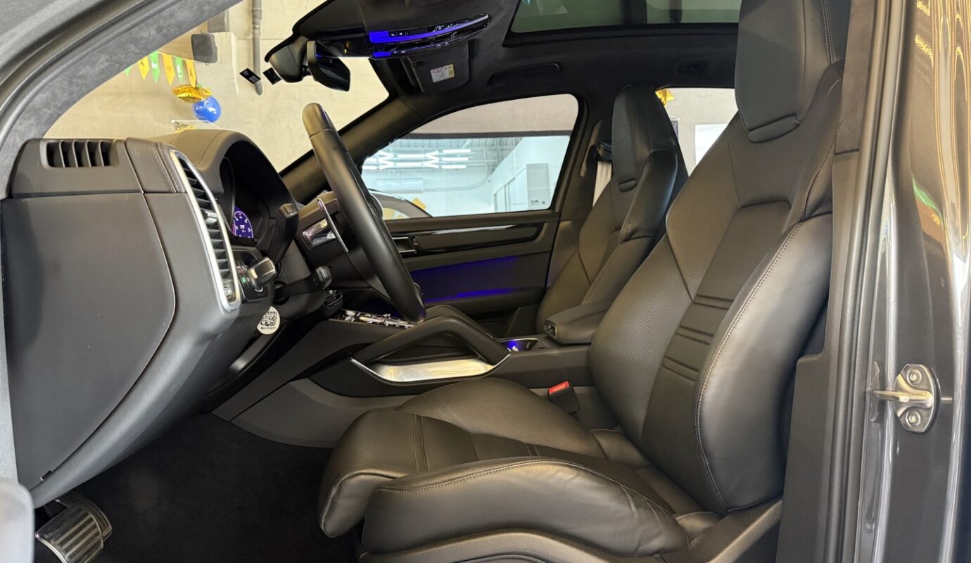 PORSCHE CAYENNE 2023