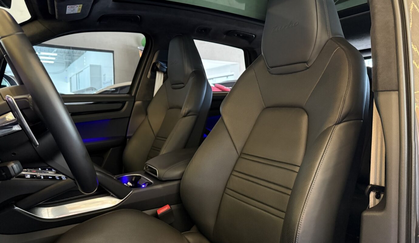 PORSCHE CAYENNE 2023