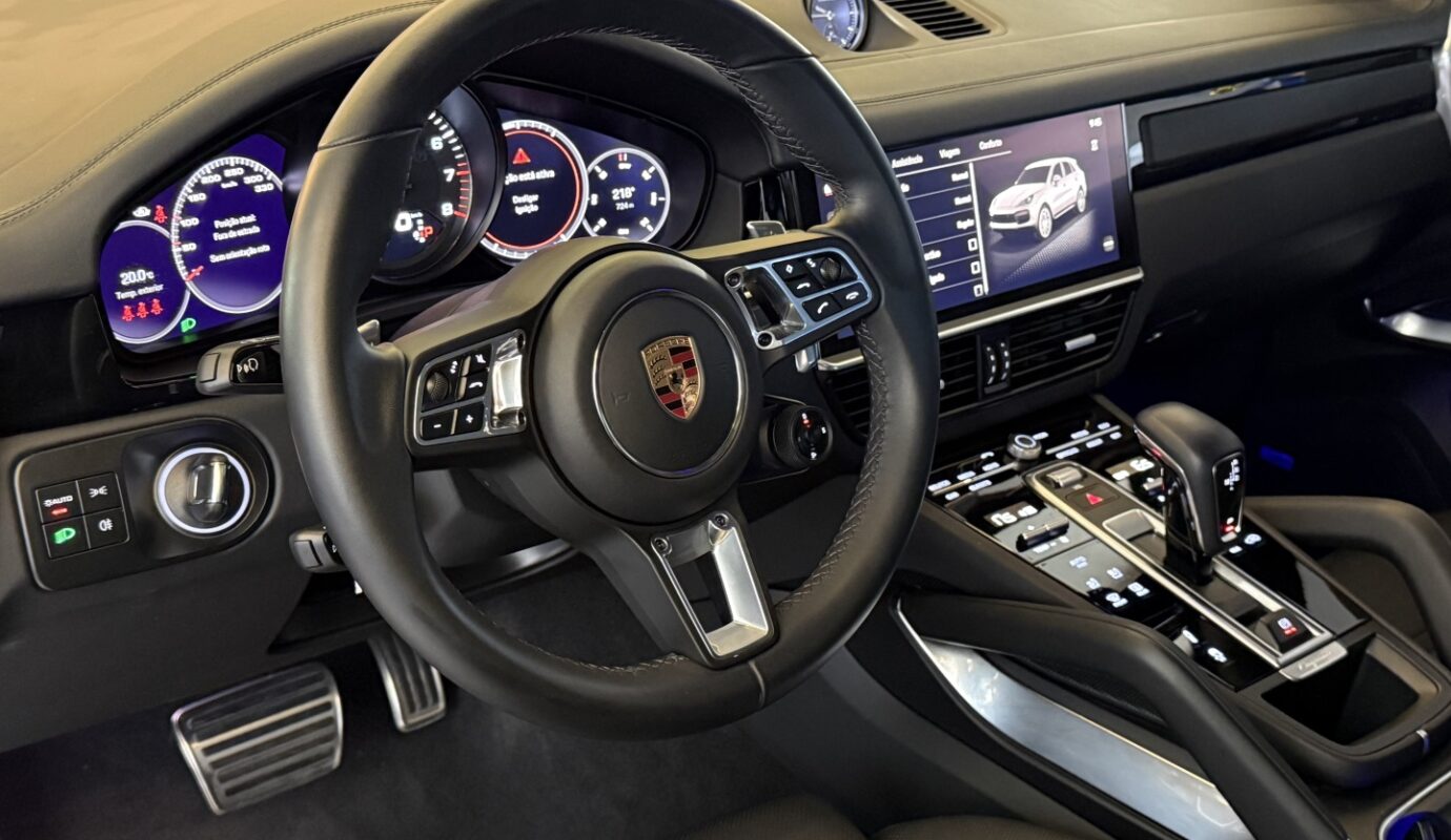PORSCHE CAYENNE 2023