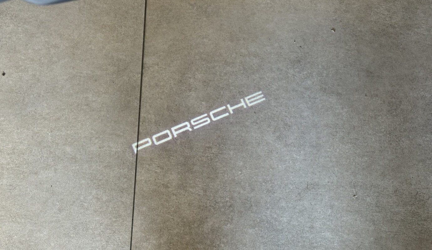 PORSCHE CAYENNE 2023