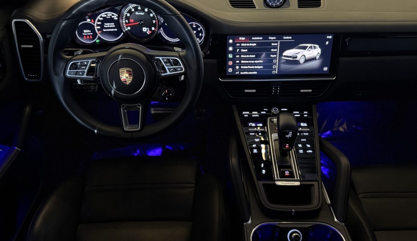 PORSCHE CAYENNE 2023