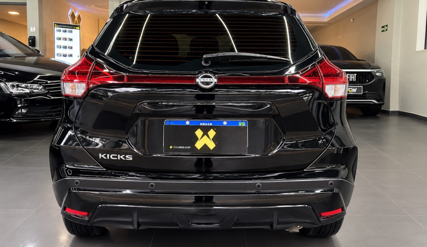 NISSAN KICKS 2024