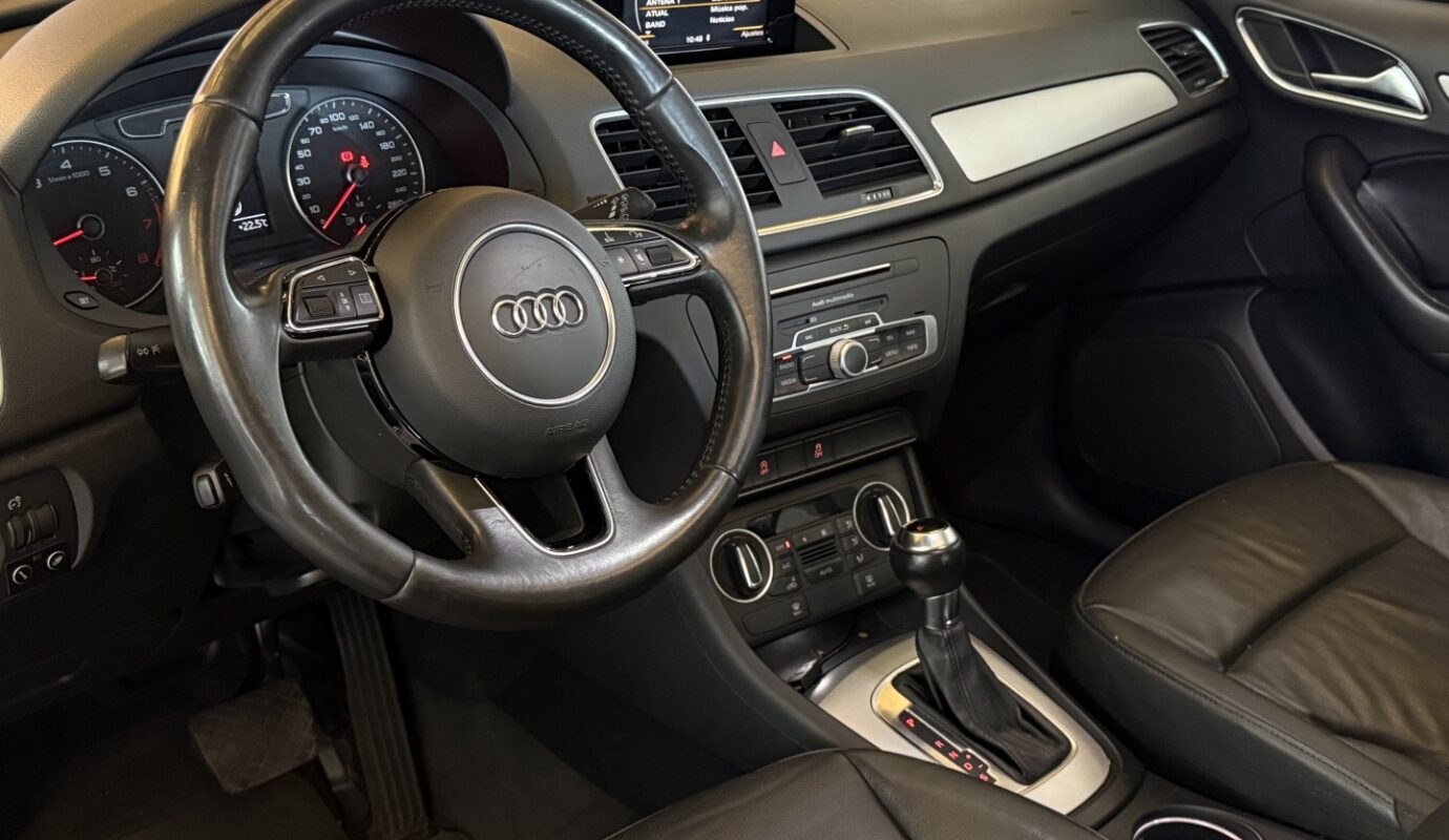 AUDI Q3 2016