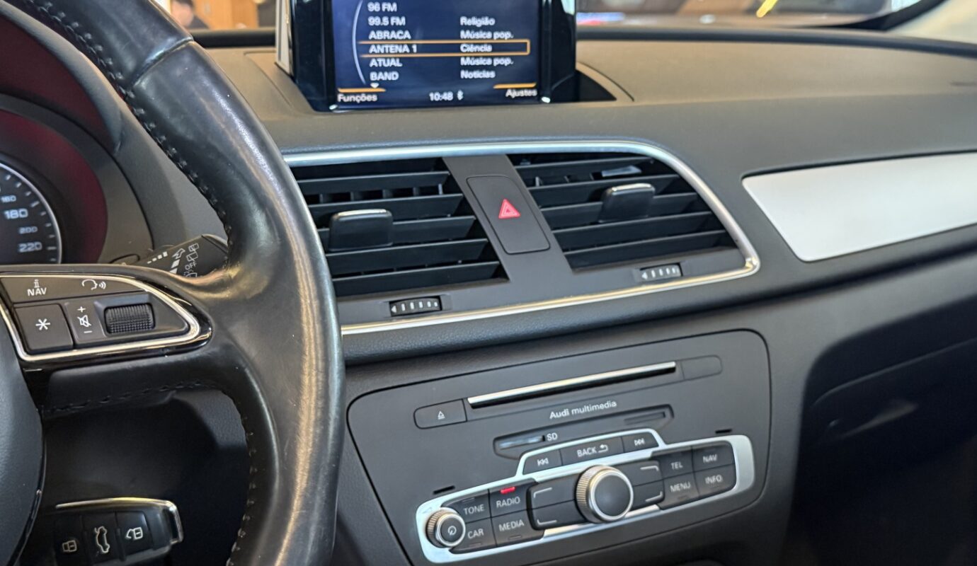AUDI Q3 2016