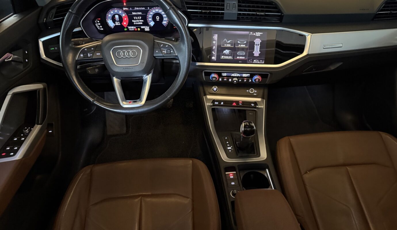AUDI Q3 2022