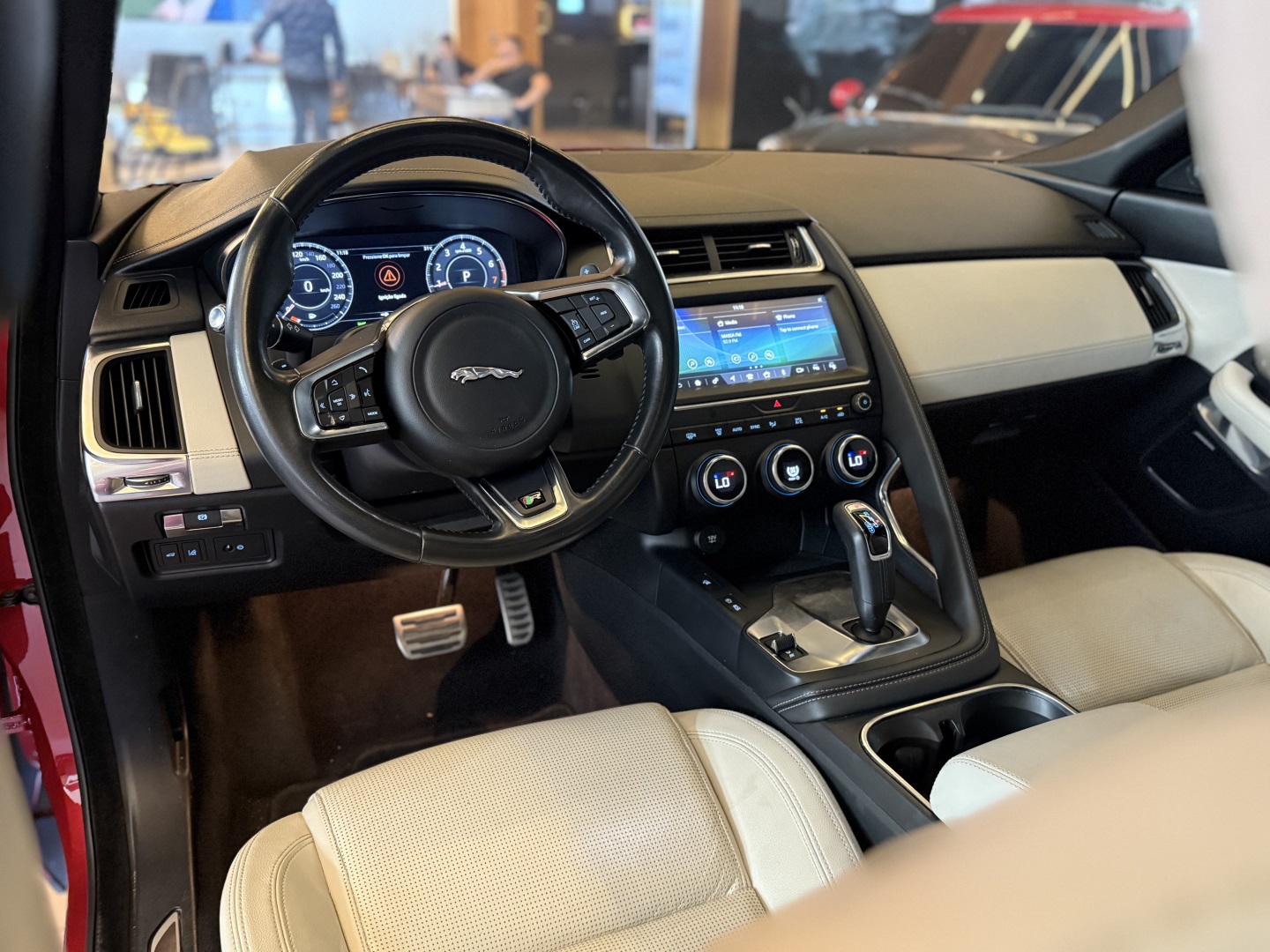 JAGUAR E-PACE 2018
