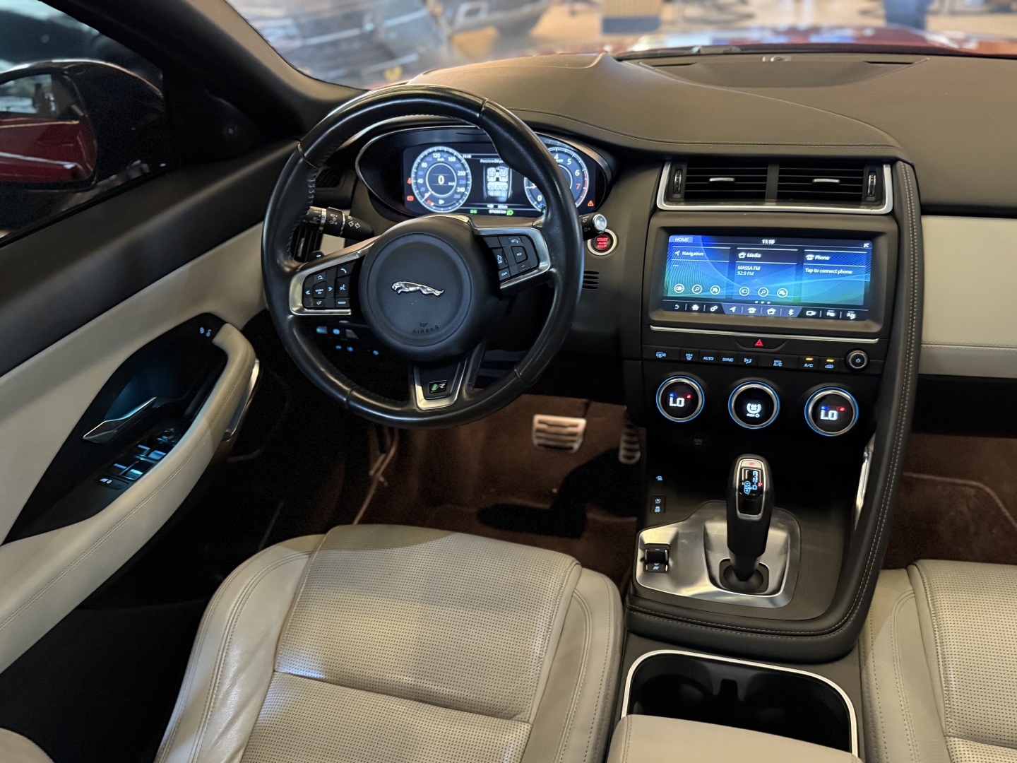 JAGUAR E-PACE 2018