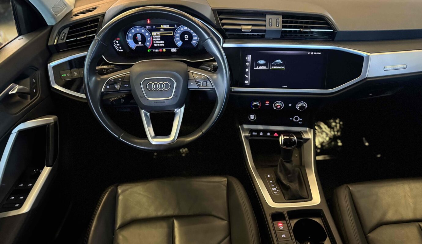AUDI Q3 2024