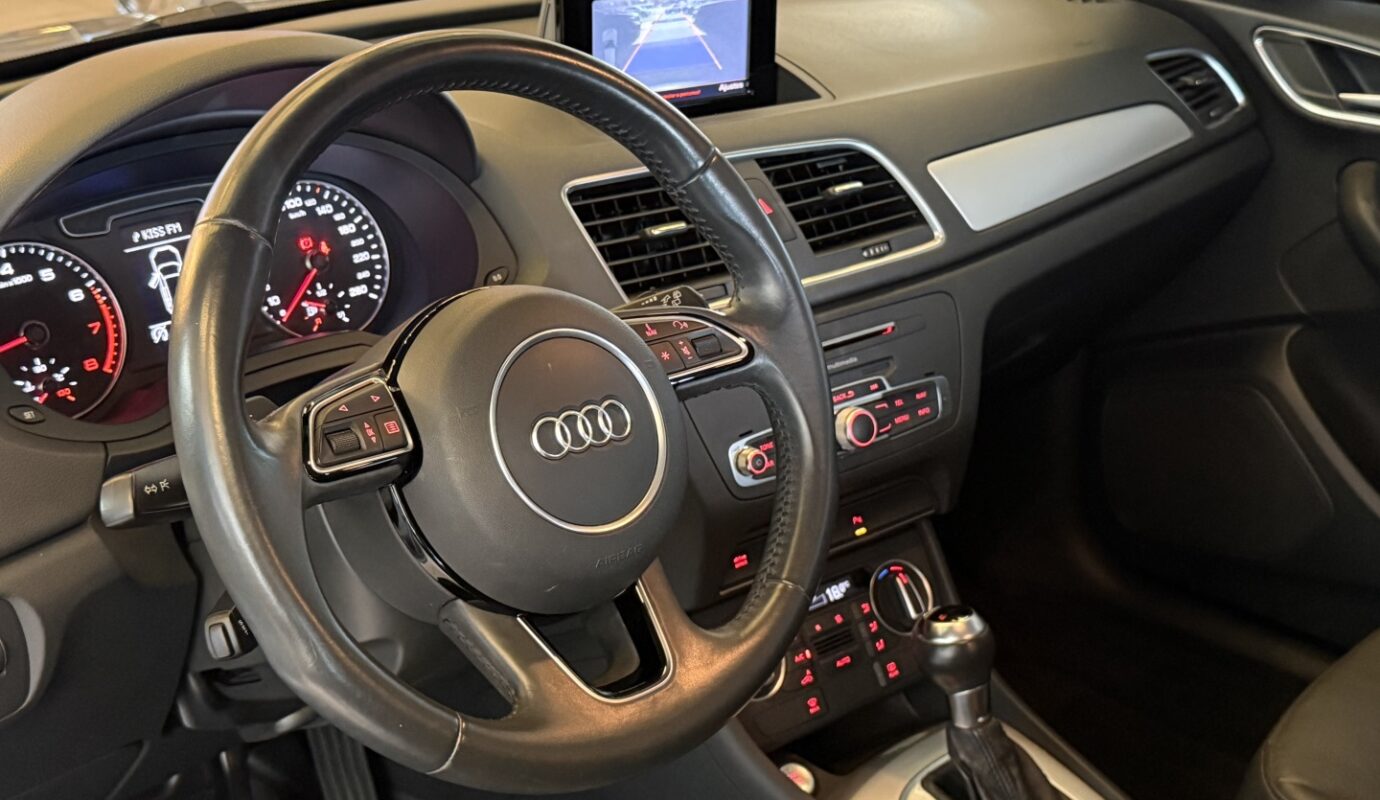 AUDI Q3 2019